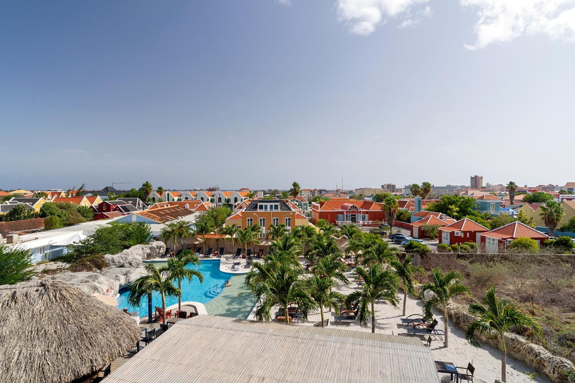 The Ritz Village (Adults Only) Виллемстад Экстерьер фото